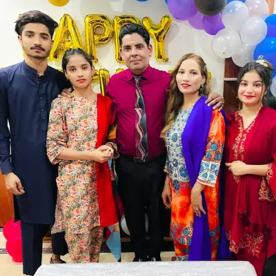 pastor_john_mushtaq_family